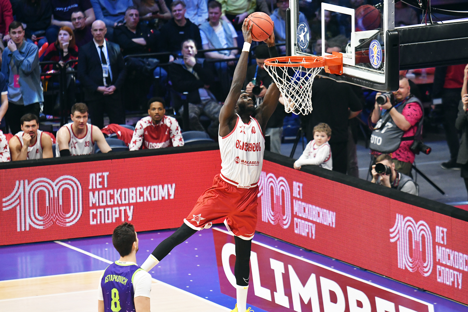 gallery-photo
