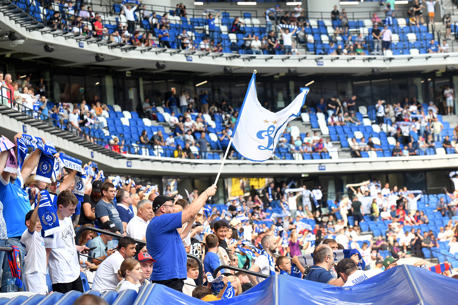 gallery-photo