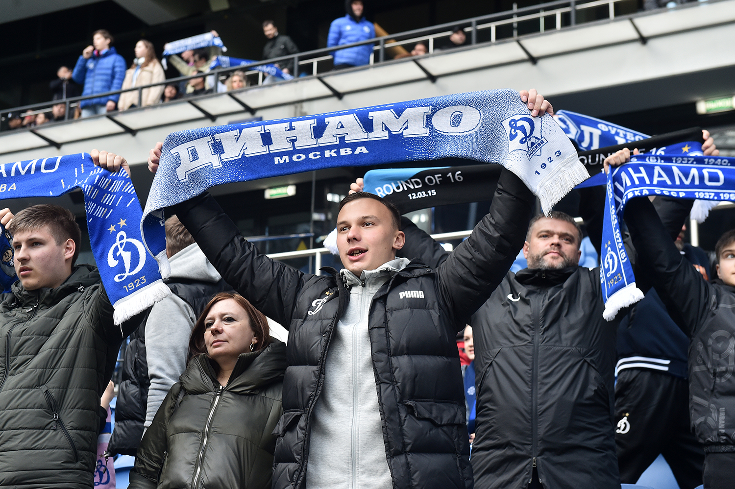 gallery-photo