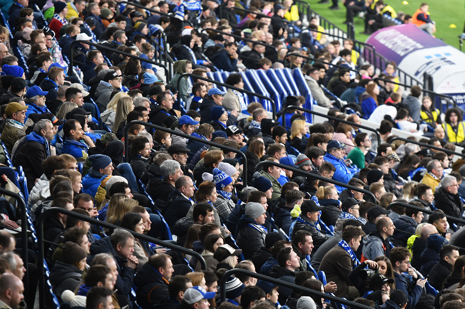 gallery-photo