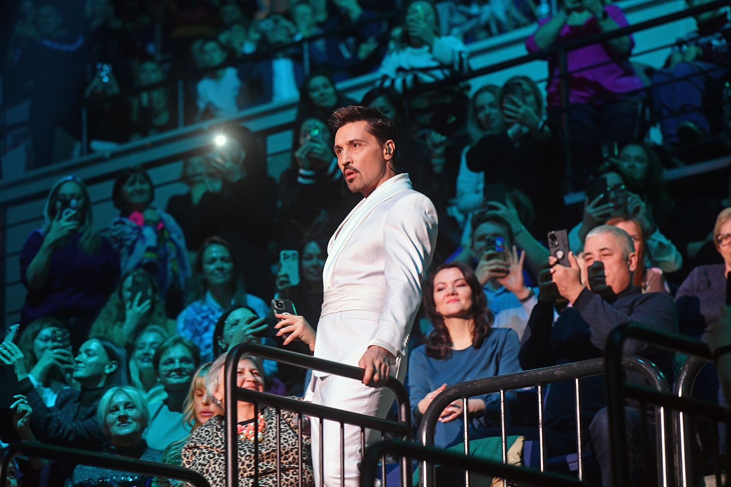 gallery-photo