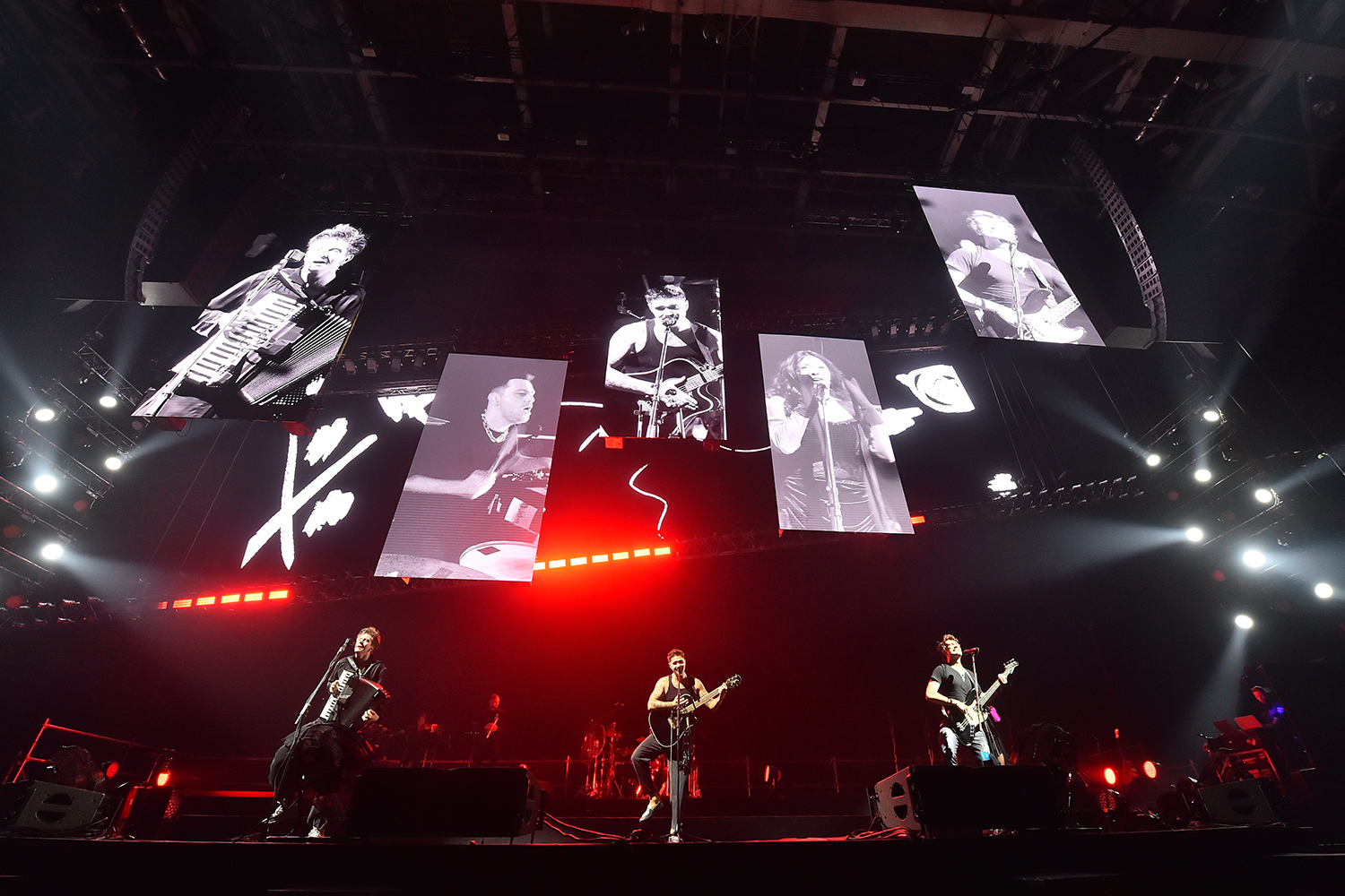 gallery-photo