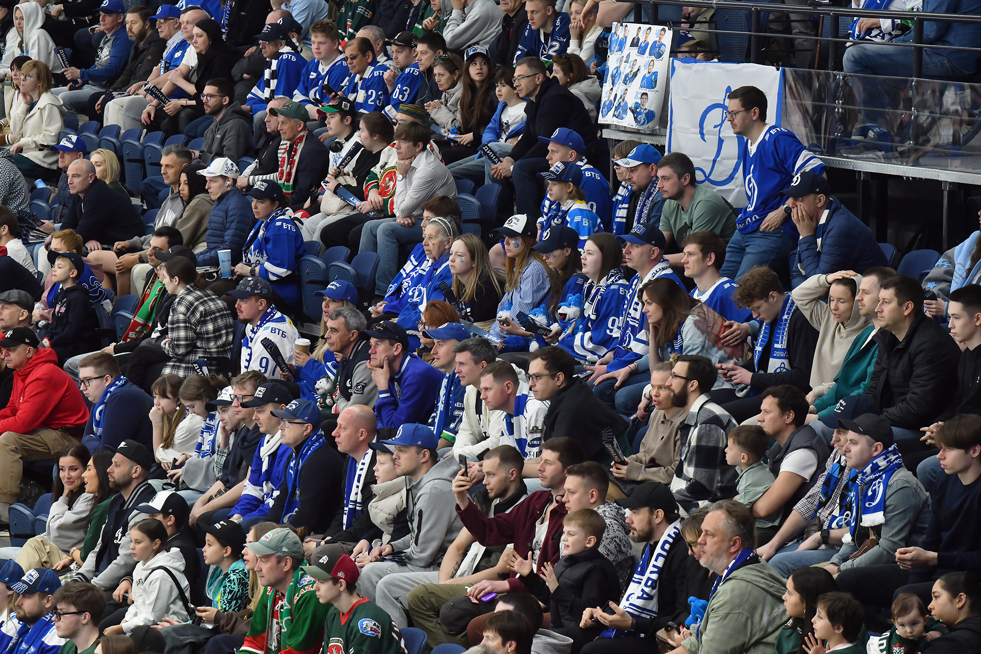 gallery-photo