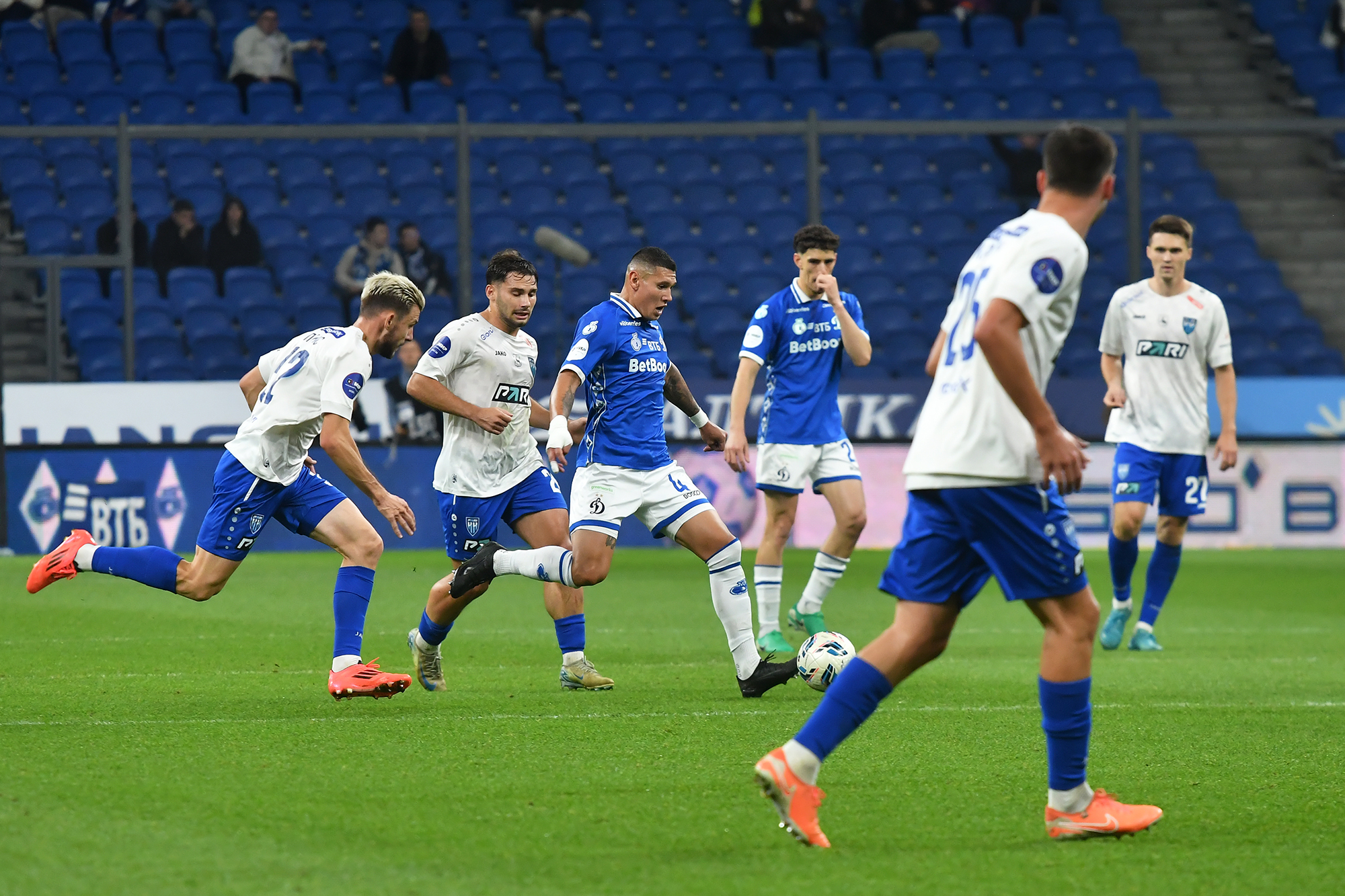 gallery-photo