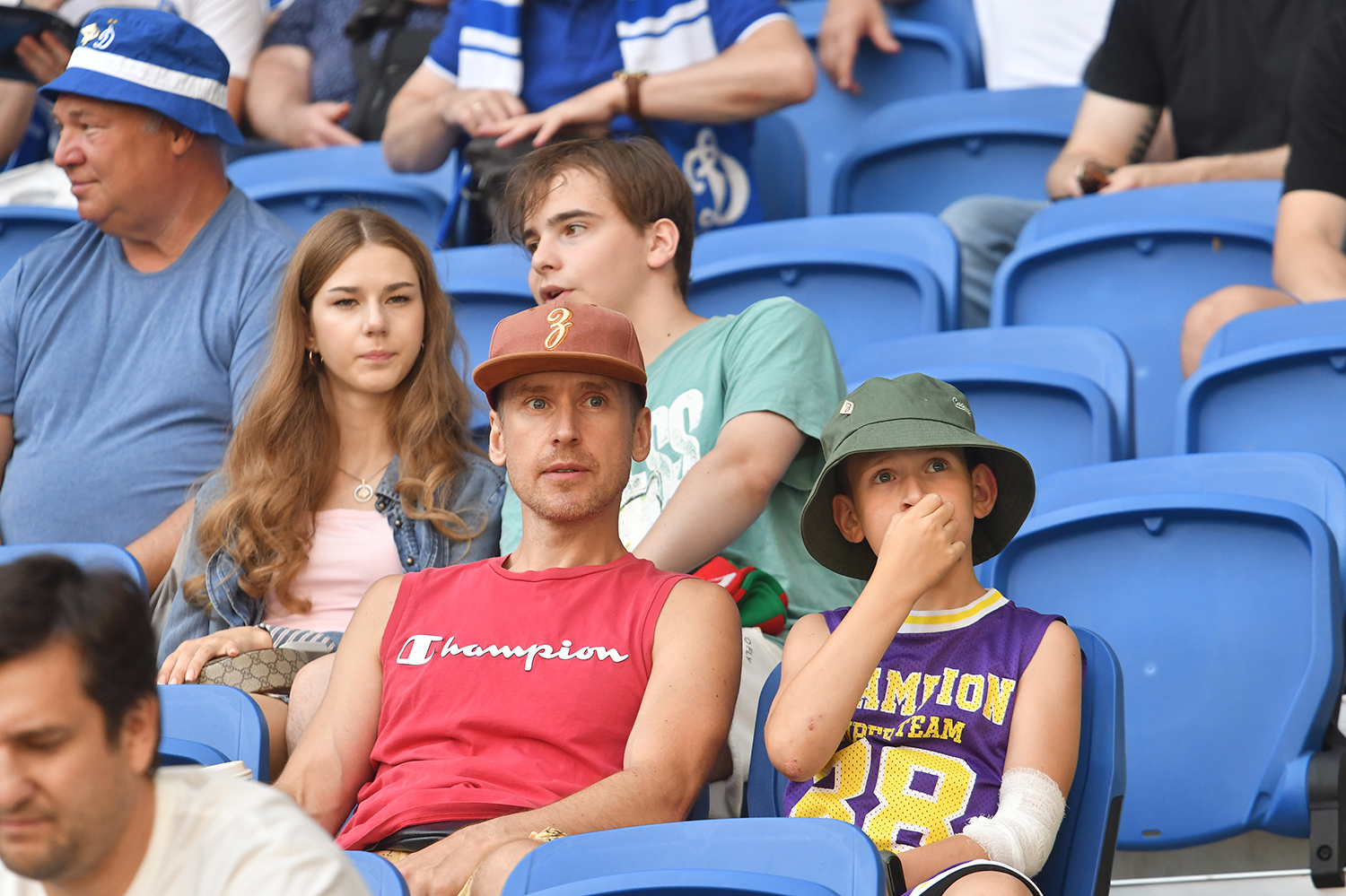 gallery-photo