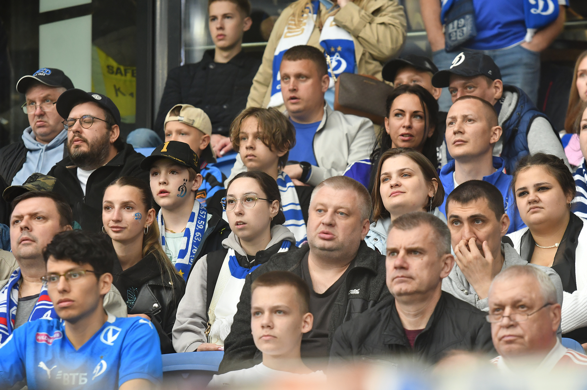 gallery-photo