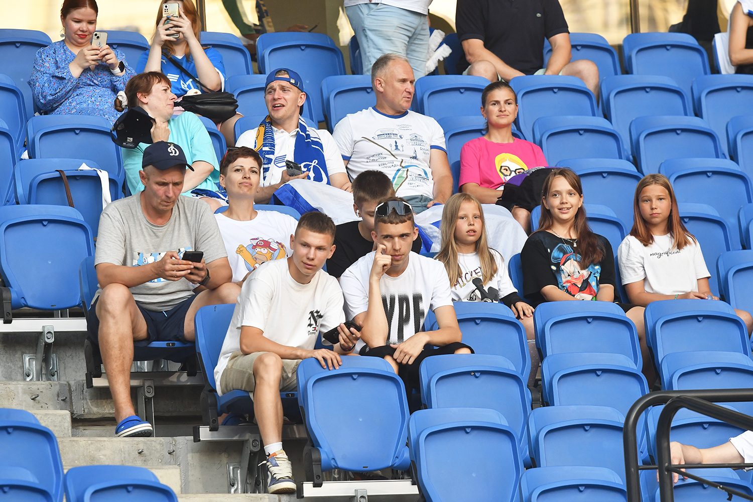 gallery-photo