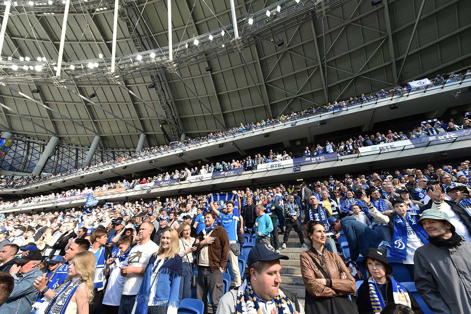 gallery-photo