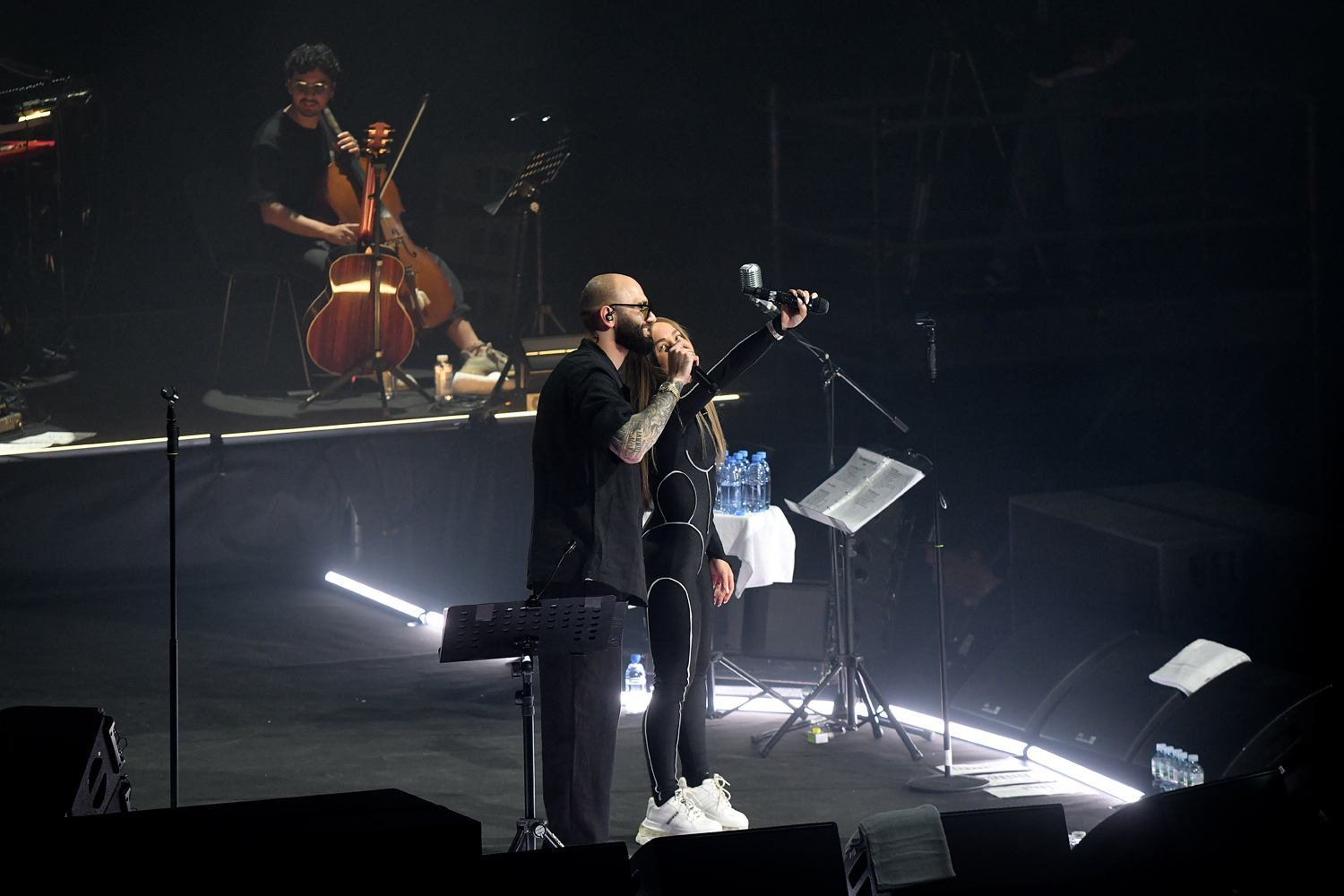 gallery-photo