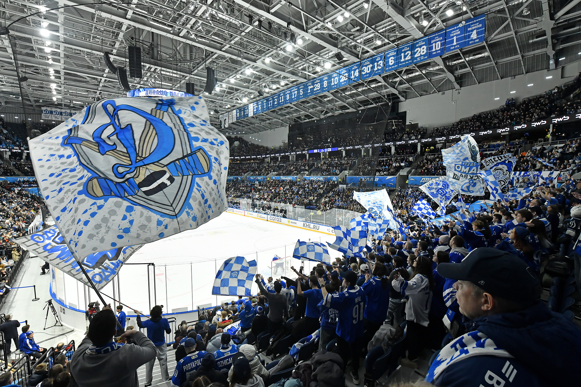 gallery-photo