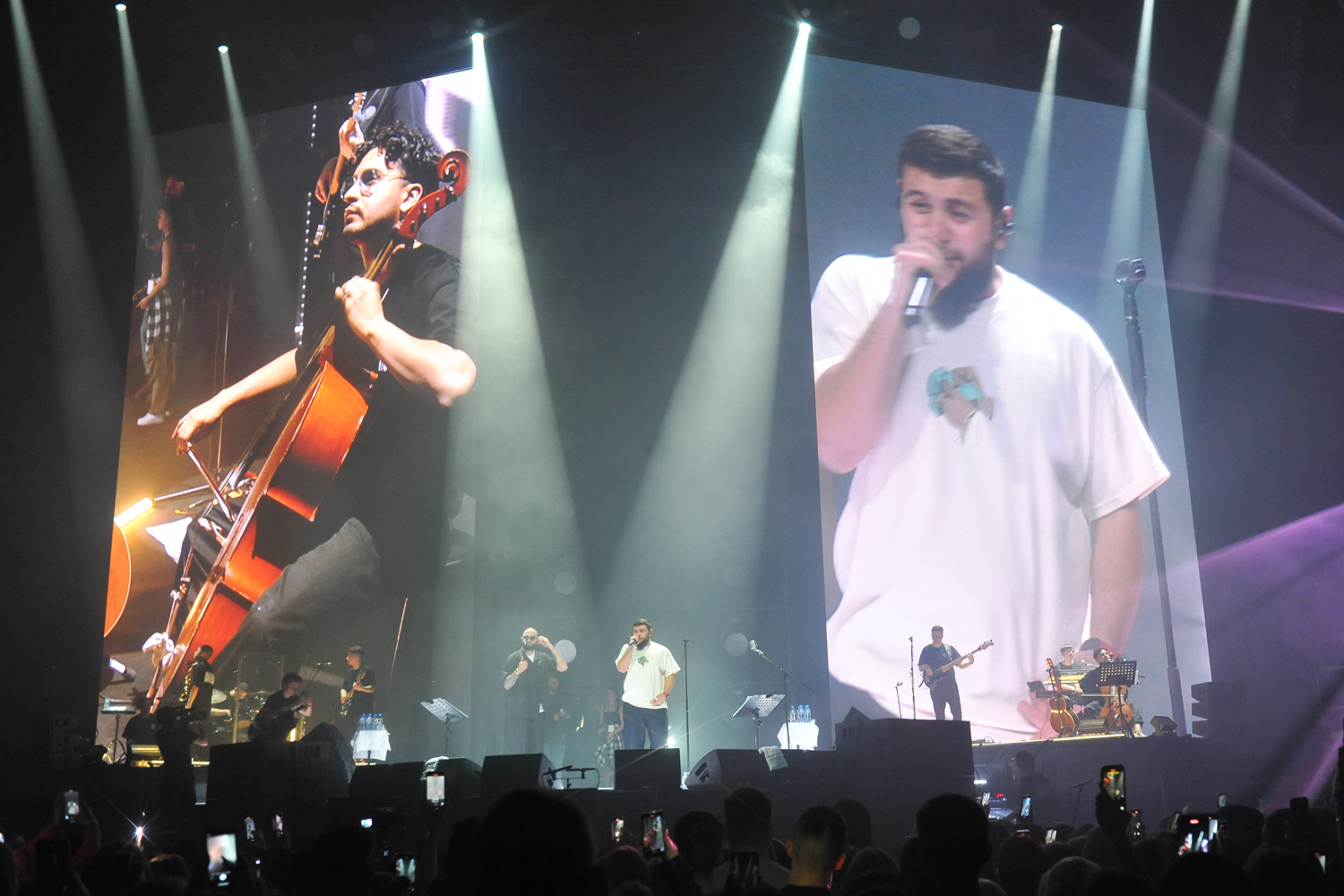 gallery-photo