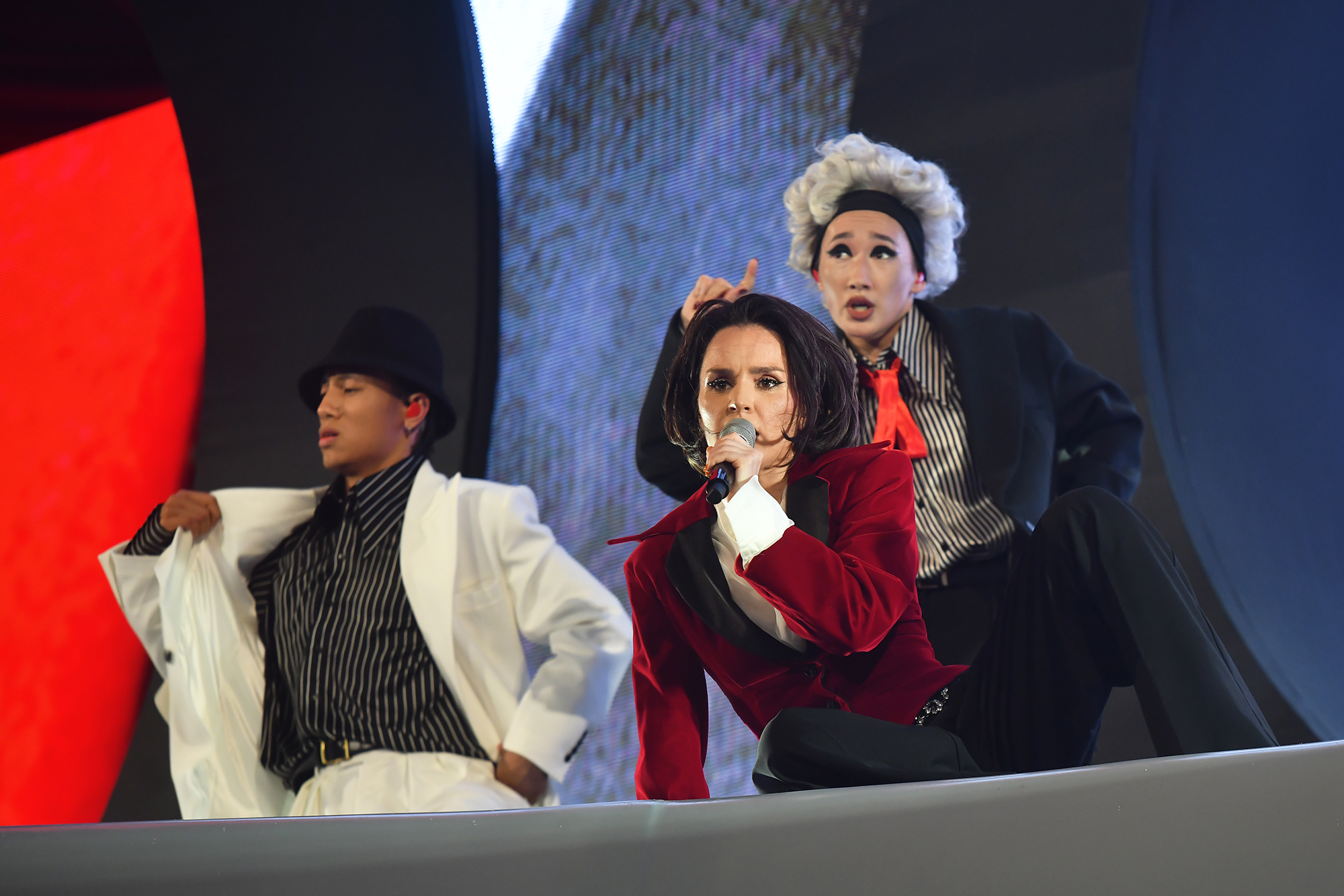 gallery-photo