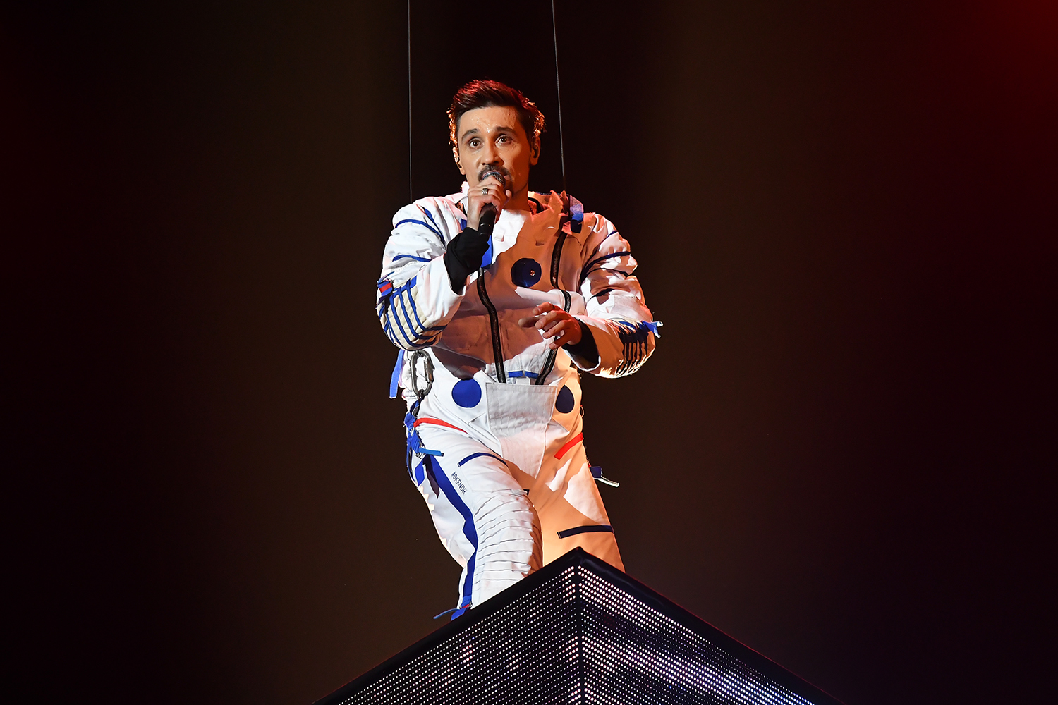 gallery-photo