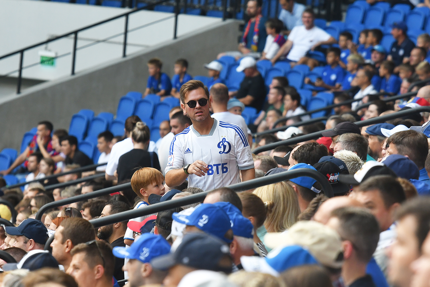 gallery-photo