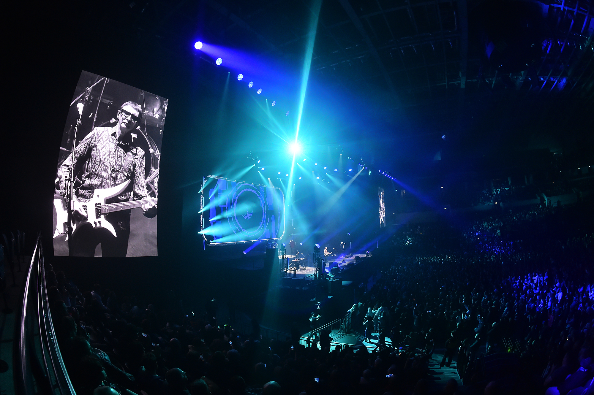 gallery-photo